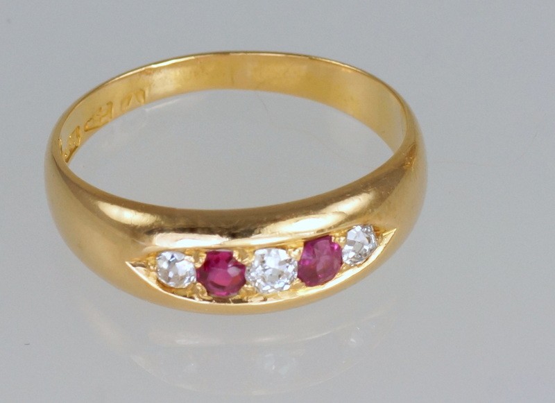 Ruby & Diamond Gypsy Ring Chester 1884 - The Chelsea Bijouterie