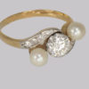 vintage 18 Carat gold pearl ring