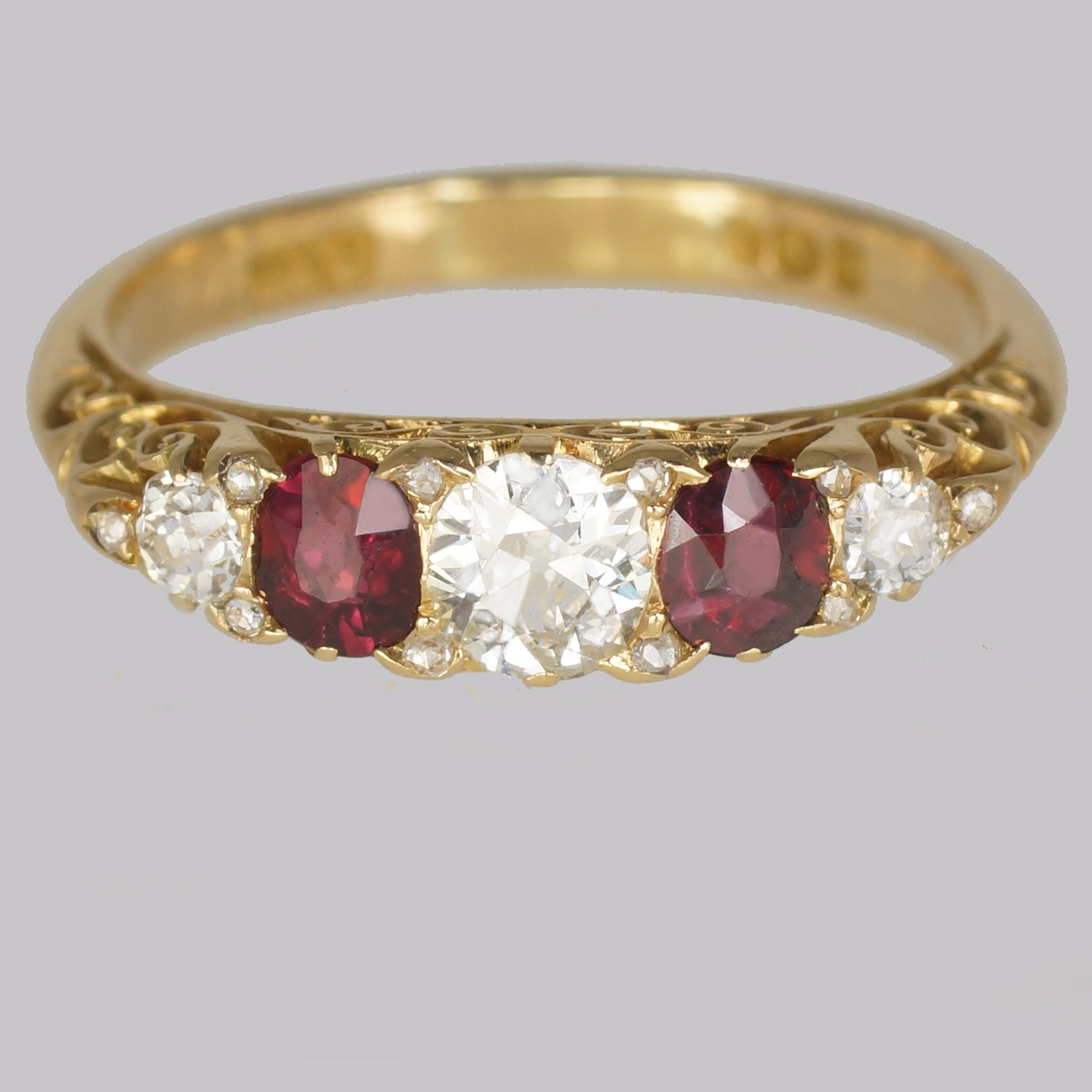 18 carat yellow gold antique ruby and diamond ring