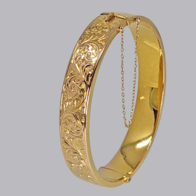 Vintage 9ct Gold Ornate Hinged Bangle