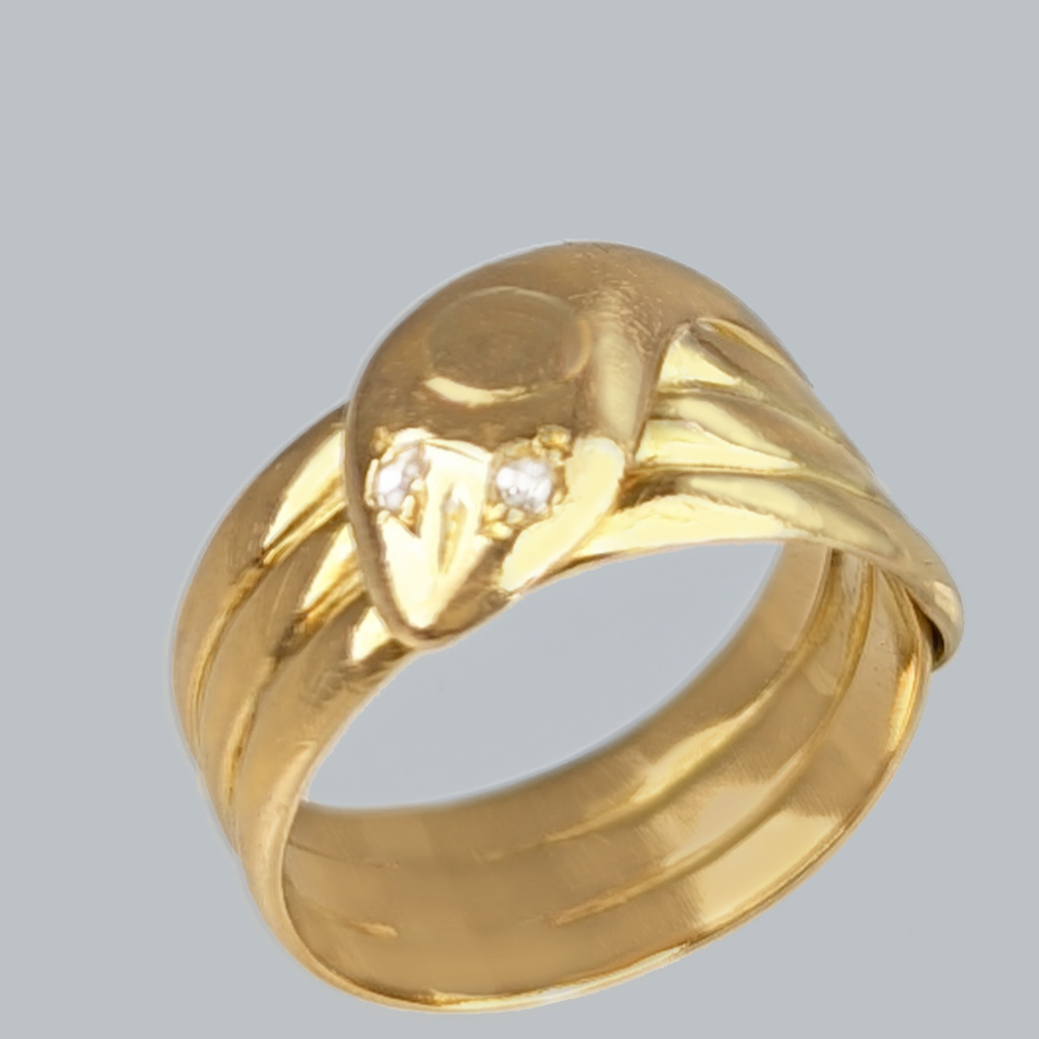 Antique Snake Ring 18ct Gold with Diamond Eyes