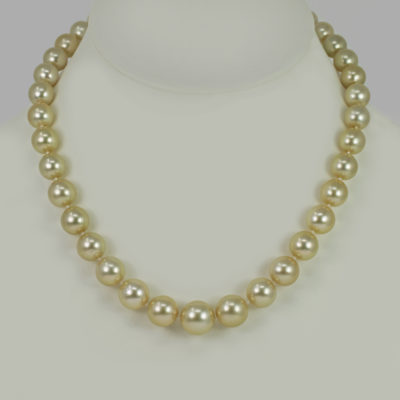 1960s South Sea Pearl Necklace with Diamond Clasp