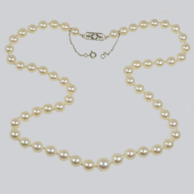 Art Deco Pearl Necklace Cultured Pearls Gold Clasp