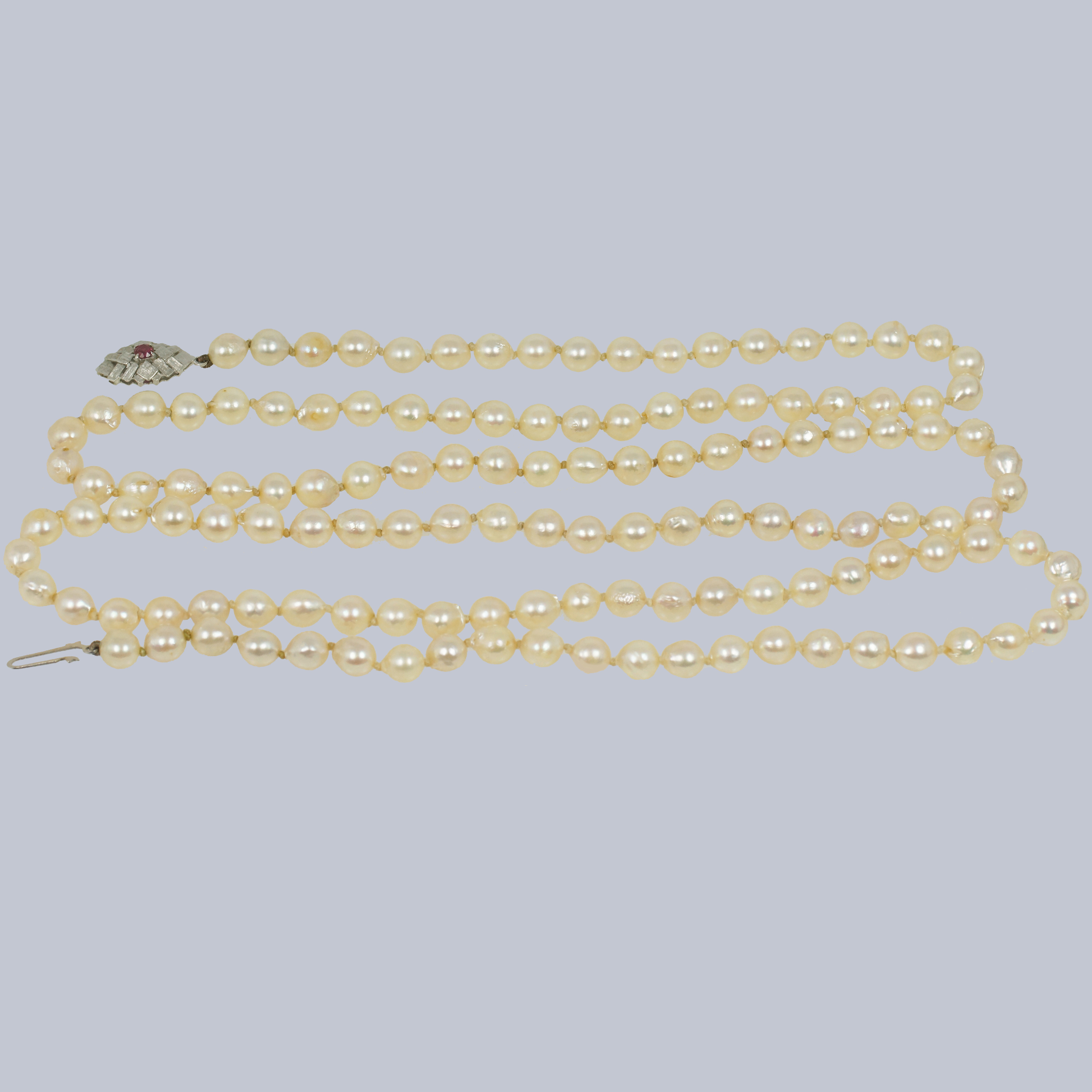 Vintage Single Strand Long Pearl Necklace with Classic Clip