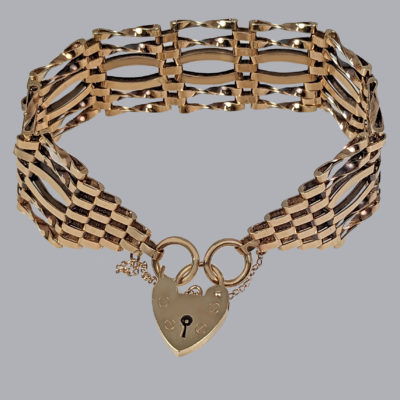 Vintage Gold Bracelet with Heart Padlock