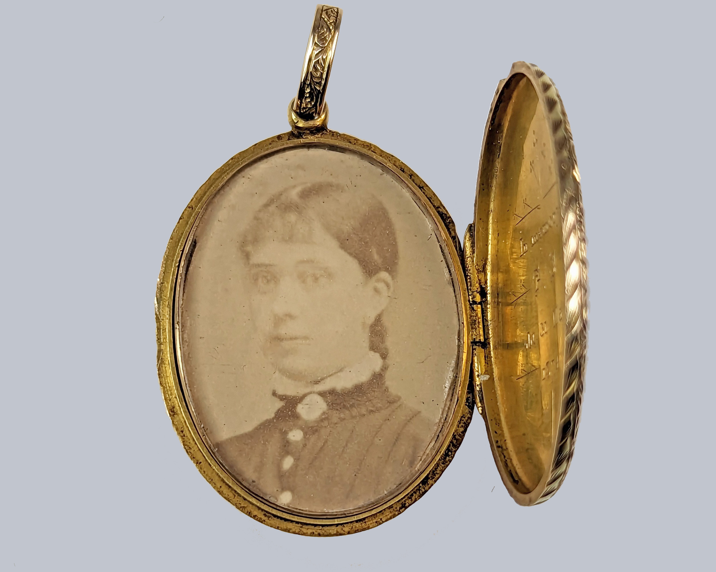 Victorian mourning locket