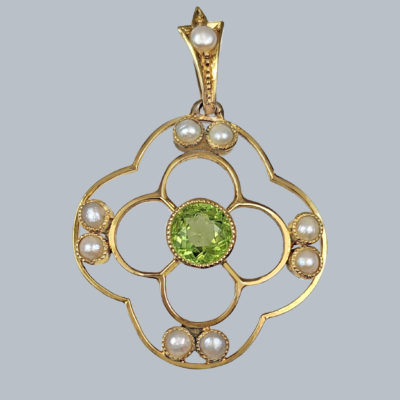 Art Nouveau 15ct Gold Peridot and Pearl Floral Pendant