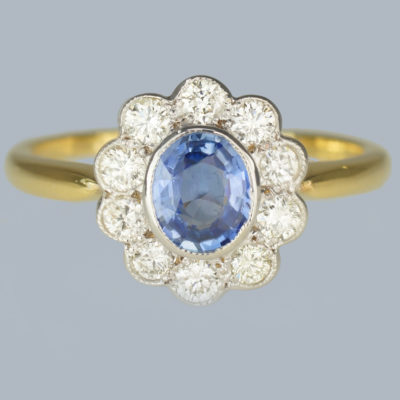 Very Pretty Sapphire and Diamond Cluster Ring Vintage 1960s