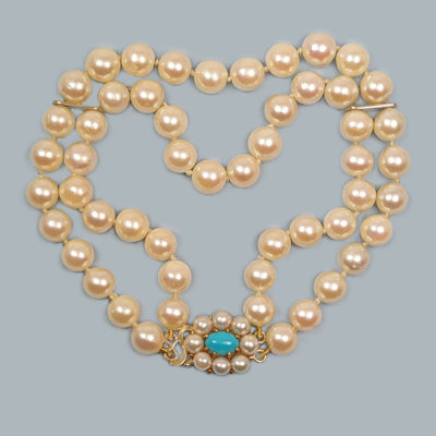 Vintage Pearl Bracelet with Turquoise Cluster Clasp
