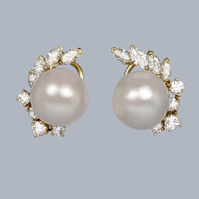 Diamond and Pearl 1980s 18ct Gold Post Earrings