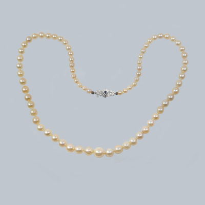 Vintage Graduating Pearl Necklace Sapphire Clasp
